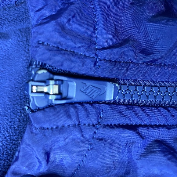 Nike jacket - Picture 3 of 6